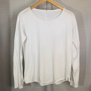 Rag & Bine long sleeve lightweight t-shirt in Medium.